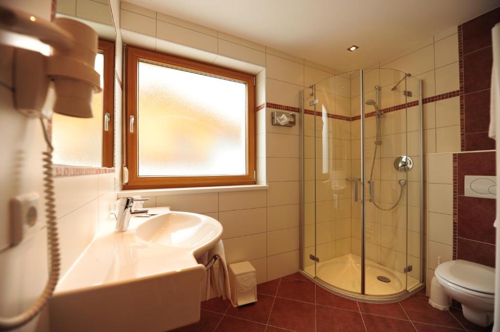 Hotel Toni Galtür Стая снимка
