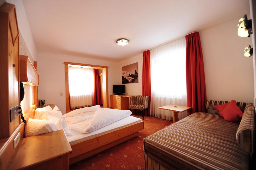 Hotel Toni Galtür Стая снимка