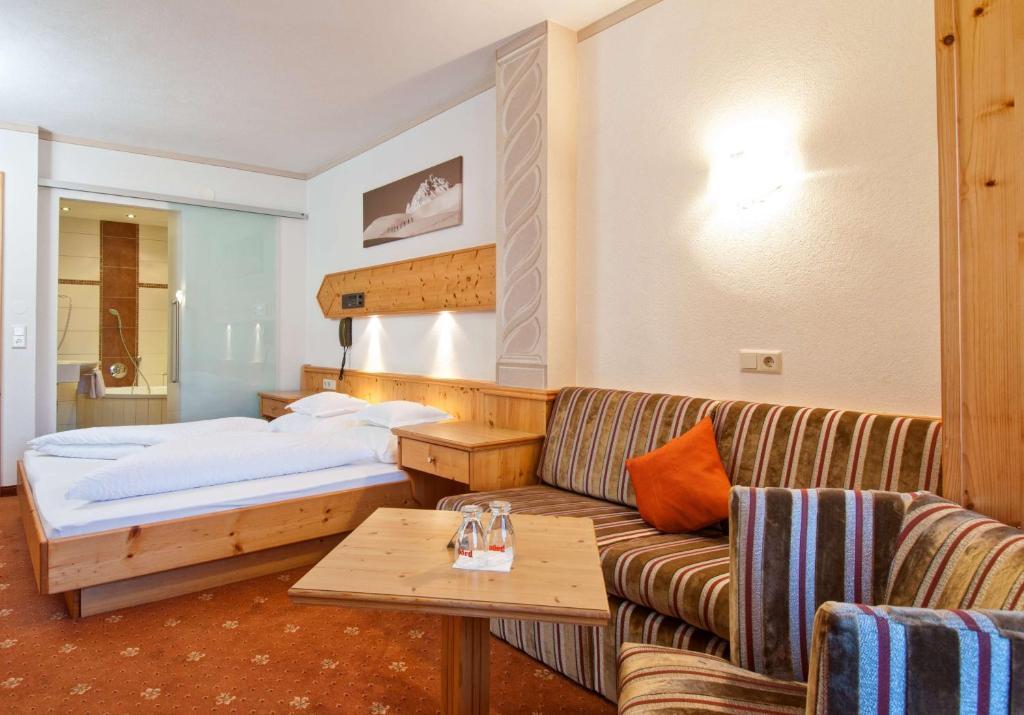 Hotel Toni Galtür Стая снимка